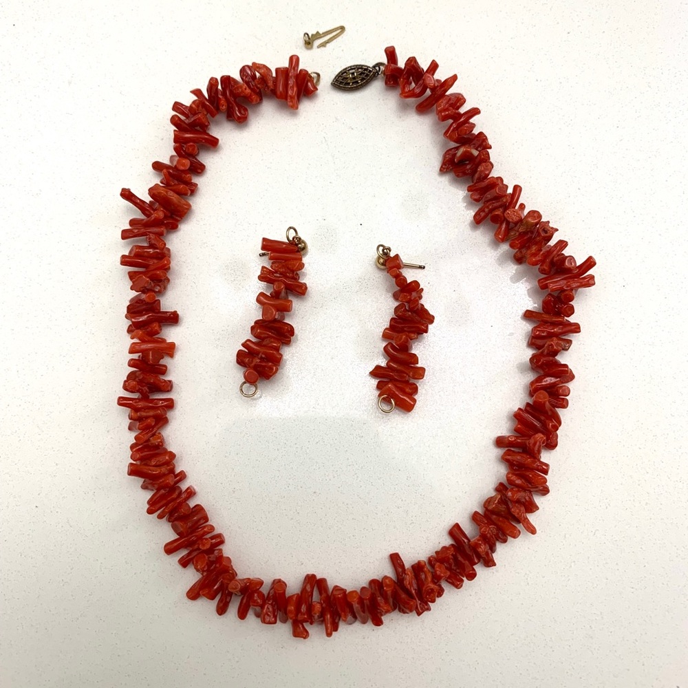 Jade Set-Necklace and Matching Earrings
